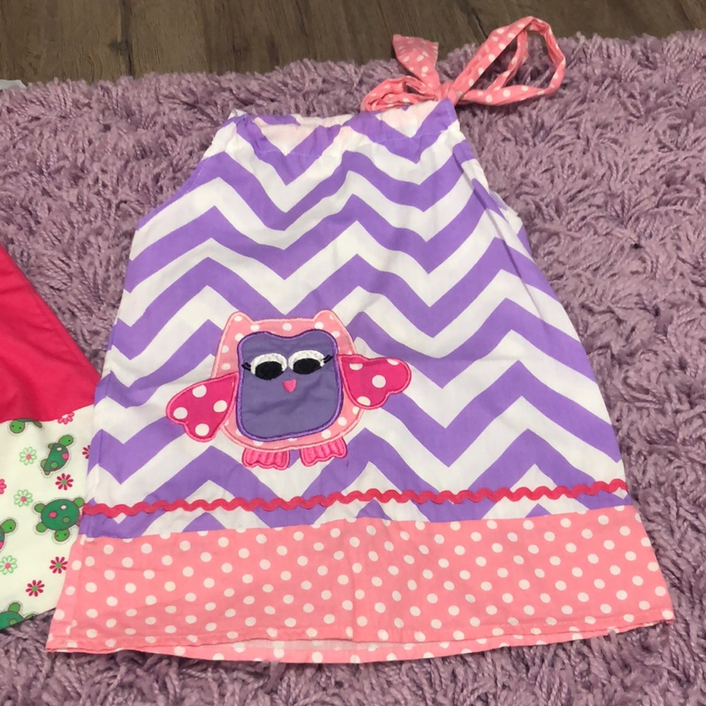 Two dresses - Picture 2 of 3